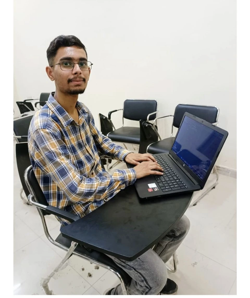 Aniket Thapa's Photo